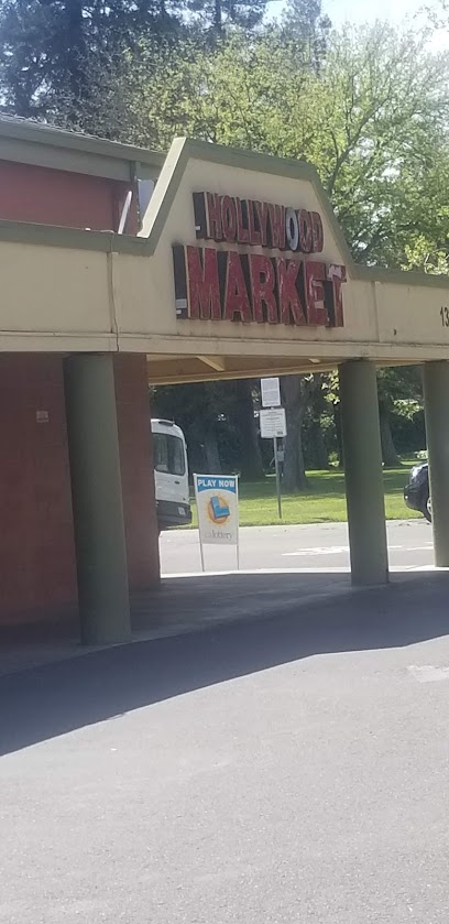 Hollywood Super Market, Woodland