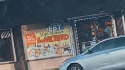 Mini Market Latino, Miami