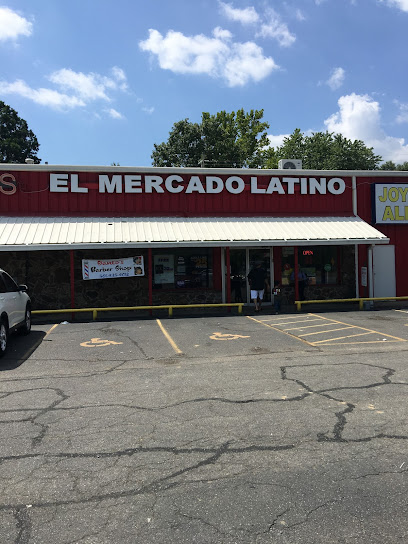 Mercado Latino, Little Rock