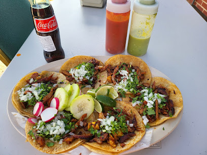 Tienda Veracruz: Carnicería, Taquería y Panaderia, Carrollton