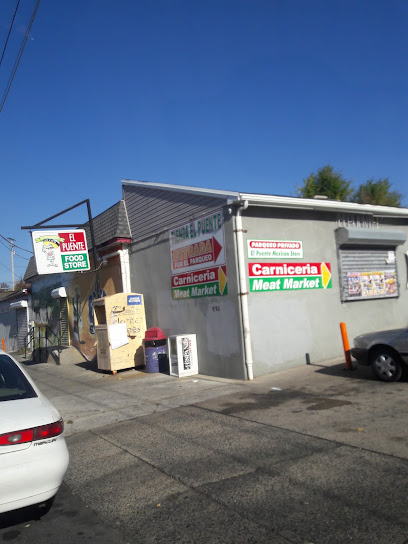 El Puente Mexican Store, Reading