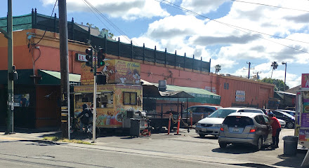 El Charro Super Mercado, Oakland