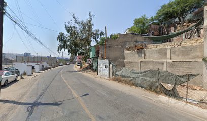 Farmacia Buena Vista Latina, Tijuana