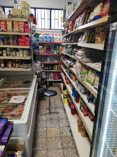 la costeñita tienda latina