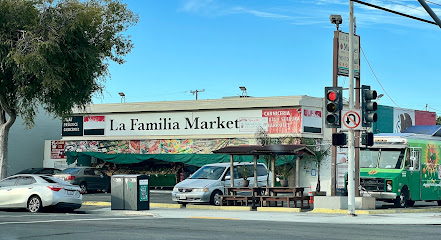 La Familia Market