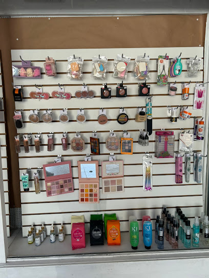 Tienda Cosméticos Bella. Latina