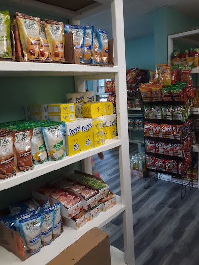 Mary's Grocery (Tienda Latina)