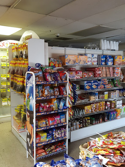La Esmeralda Grocery Store