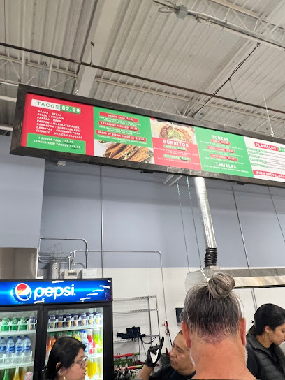 El Molino Supermarket 2